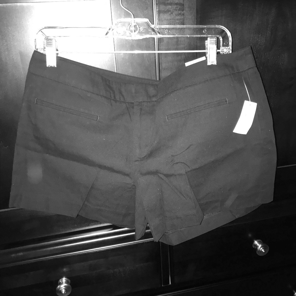 BNWT Gap Black Shorts